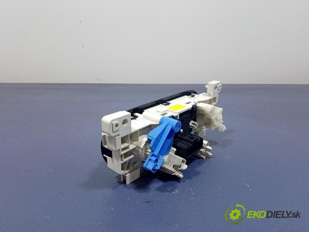 Opel Vivaro 2015 riadiaca jednotka 1093049