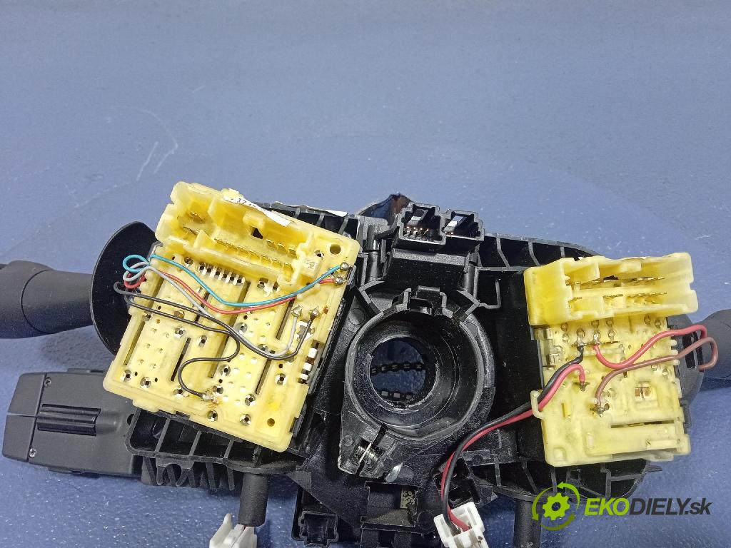 Opel Vivaro 2015 prepínač Komplex: 479454698R