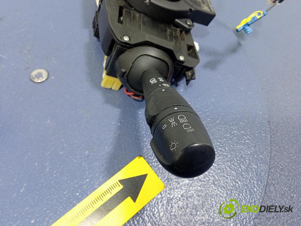 Opel Vivaro 2015 prepínač Komplex: 479454698R