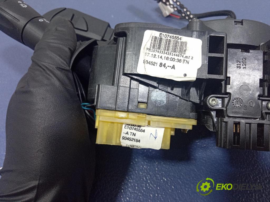 Opel Vivaro 2015 Přepínač Komplex: 479454698R