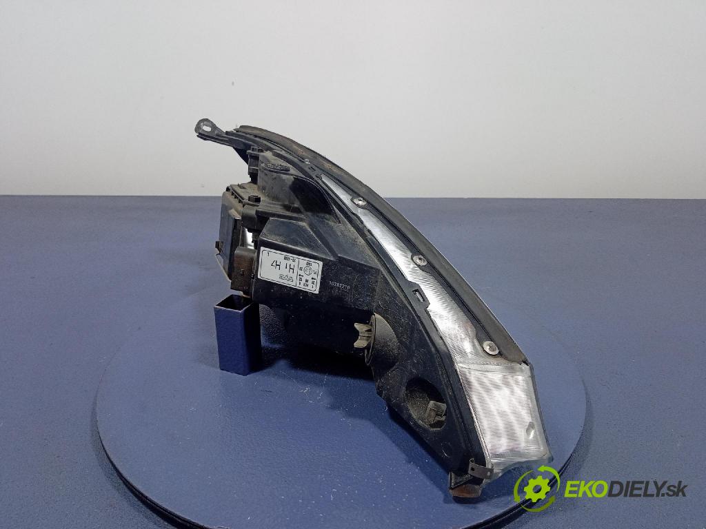 Ford Focus 2001 Reflektor: Vľavo: 20-6348