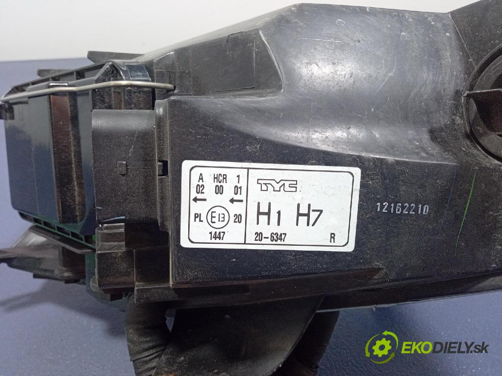 Ford Focus 2001 Reflektor: v pravo: 20-6347