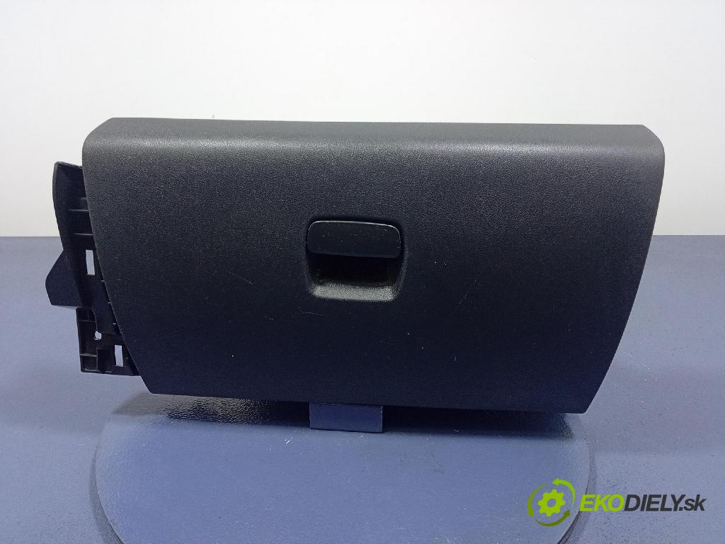 Opel Vivaro 2015 kastlík 681084386R