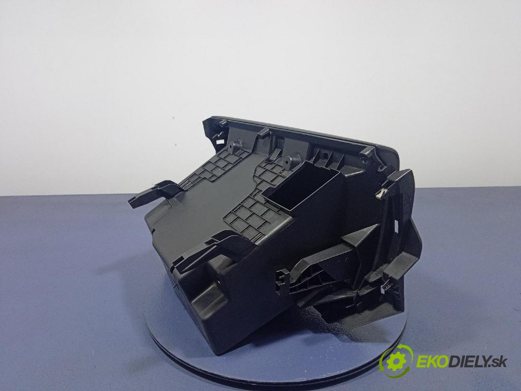 Opel Vivaro 2015 kastlík 681084386R