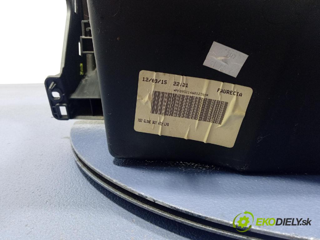 Opel Vivaro 2015 kastlík 681084386R