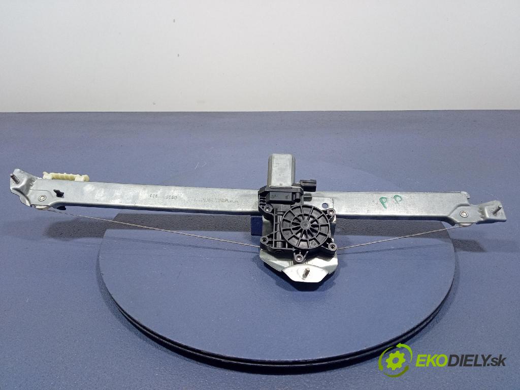 Opel Vivaro 2015 mechanizmus okna Okná: Predné v pravo: 93867657