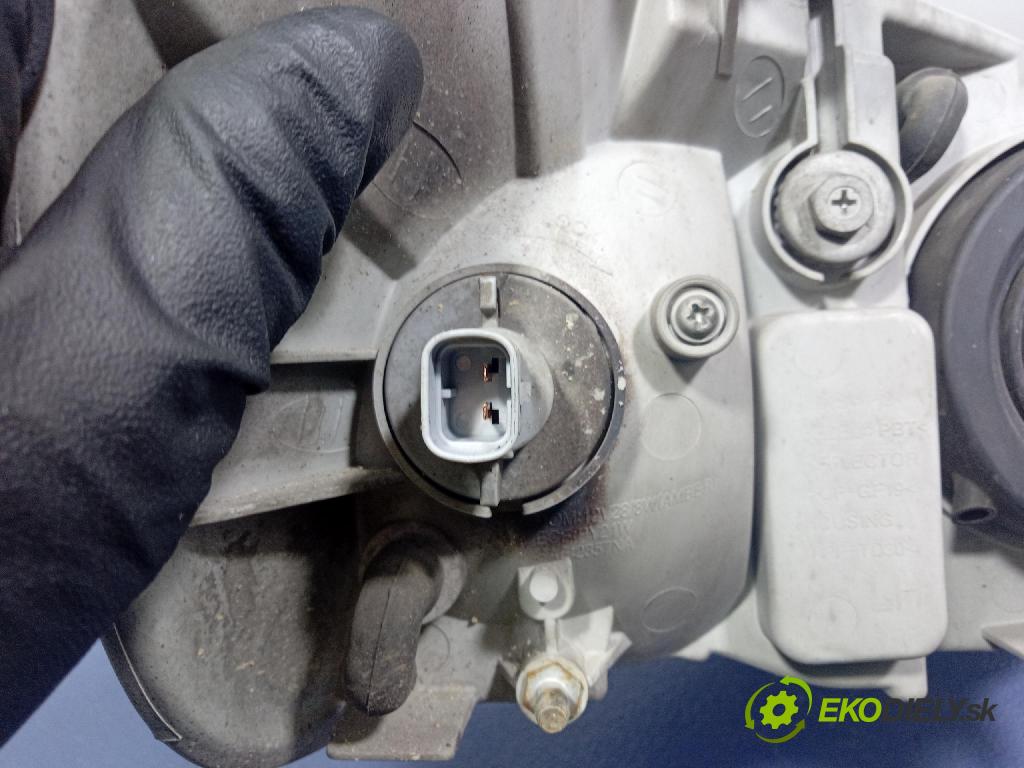 Chevrolet Aveo 2006 Reflektor: Vľavo: 00016771