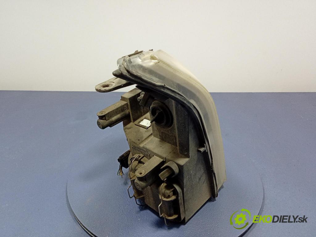 Ford Transit 2012 Reflektor: v pravo: 10090748