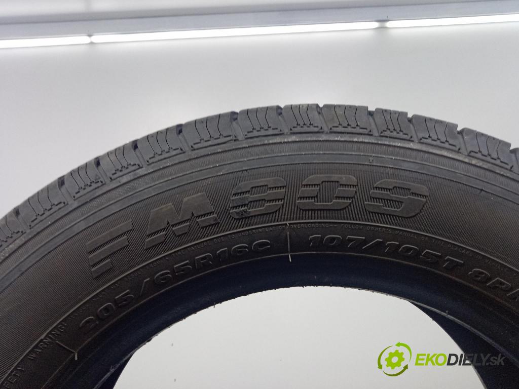 Opel Vivaro 2015 pneumatika ZIMA: