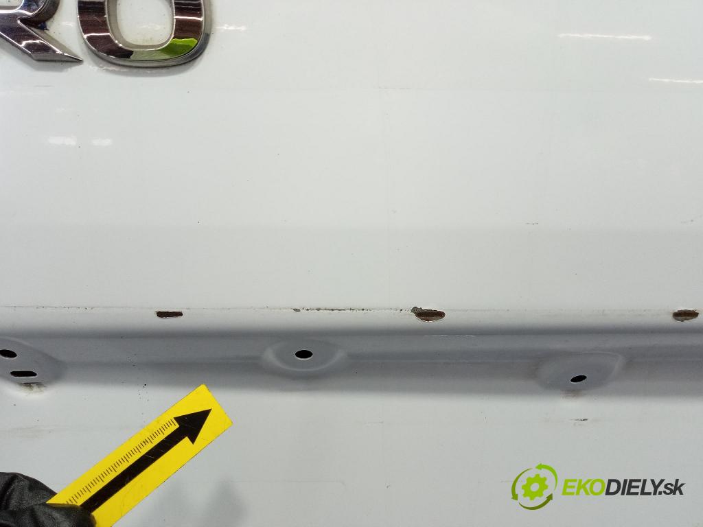 Opel Vivaro 2015 zadní dveře kufra: kufr