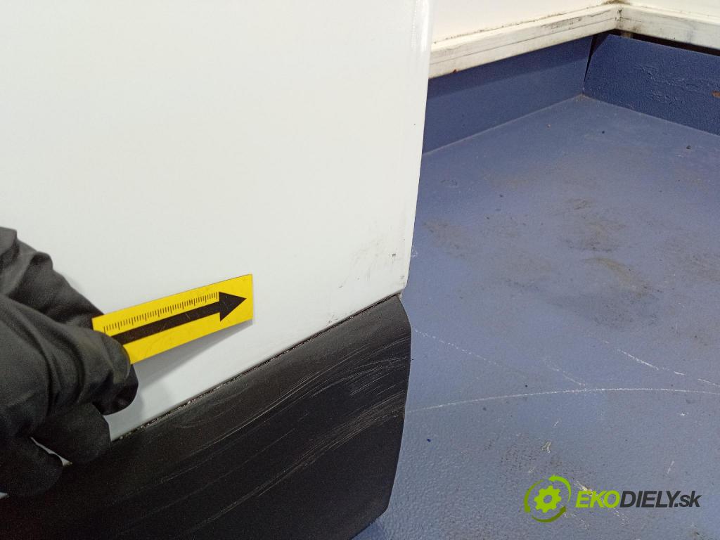 Opel Vivaro 2015 dvere Strana: Posuvné: Vľavo: