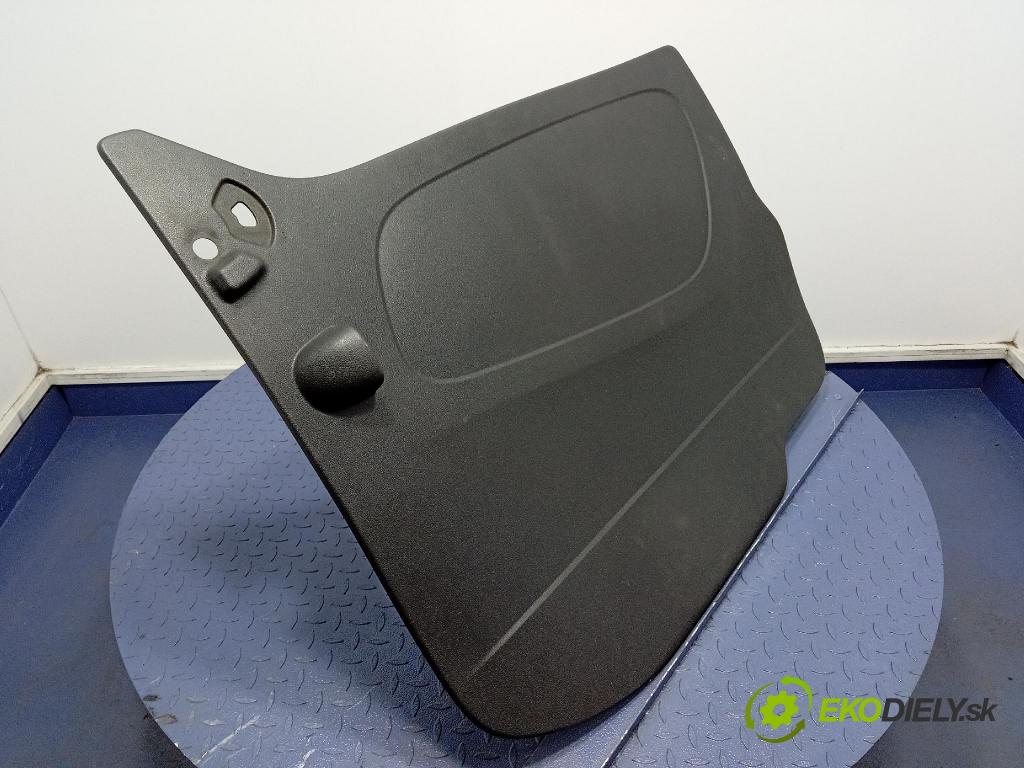 Opel Vivaro 2015 Čalounictví: dvere zad Prava: 829A06559R