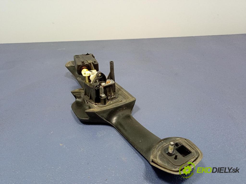 Opel Vivaro 2015 rukoväť Klapky: Zadná: 906067034R