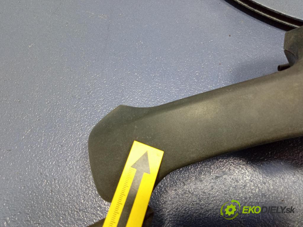 Opel Vivaro 2015 rukoväť Klapky: Zadná: 906067034R