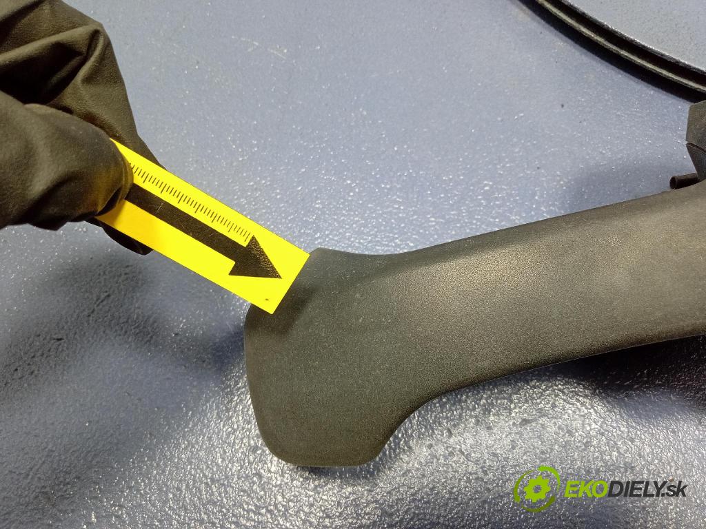 Opel Vivaro 2015 rukoväť Klapky: Zadná: 906067034R