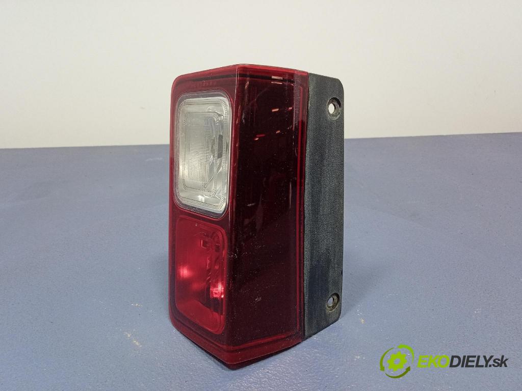 Opel Vivaro 2015 svetlo / reflektor zad Prava: Vonkajsia: 265548758R