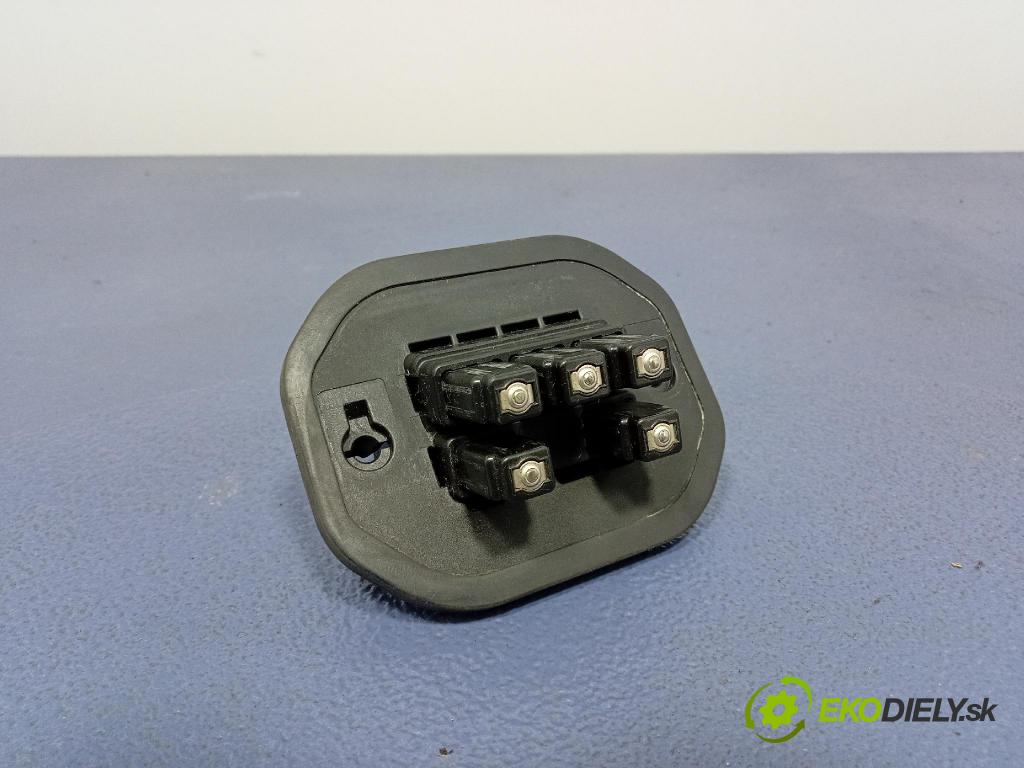 Opel Vivaro 2015 Přepínač 252163605R