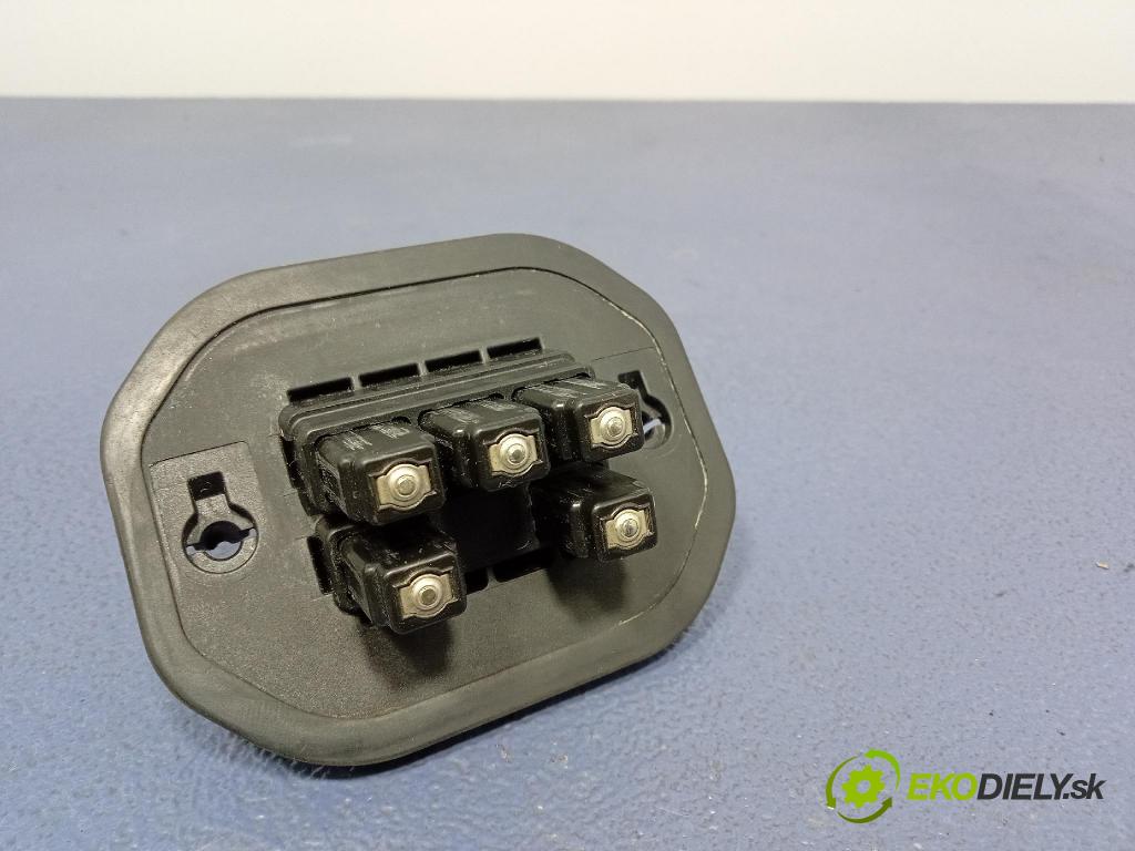 Opel Vivaro 2015 Přepínač 252163605R