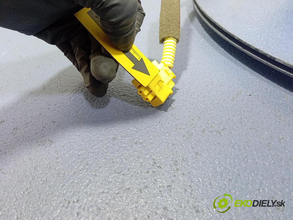 Honda Cr-v 2000 Airbag: Cestujúcí: x 77850-S10-G81