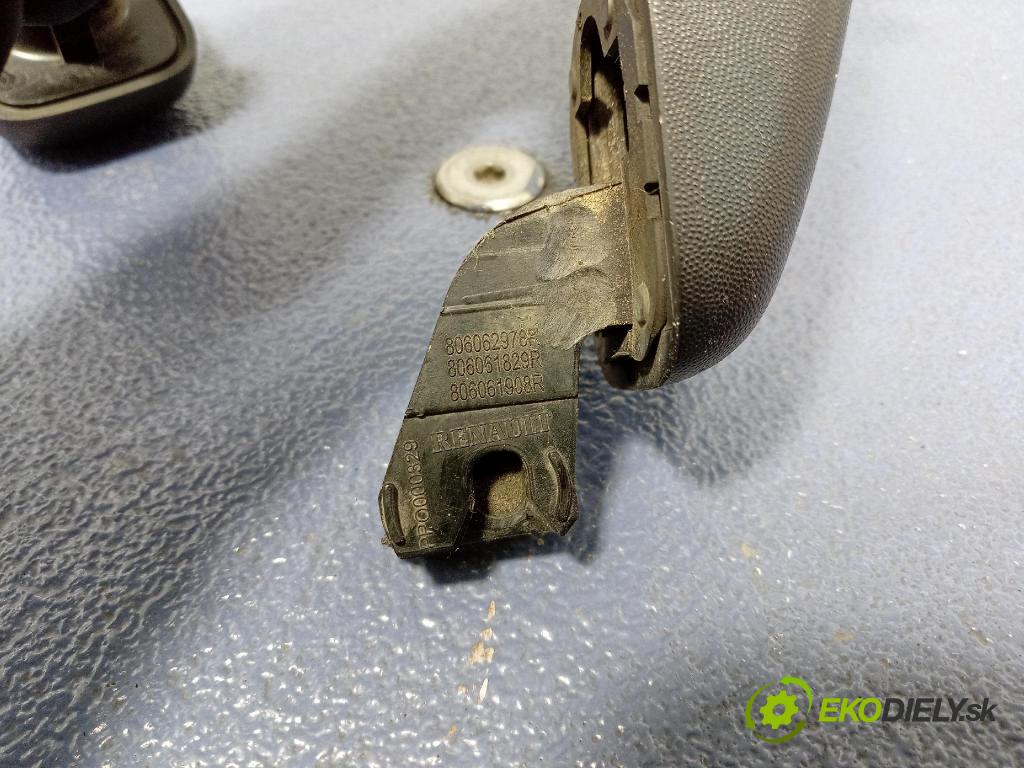 Opel Vivaro 2015 klika Zad: Práva: 806061829R