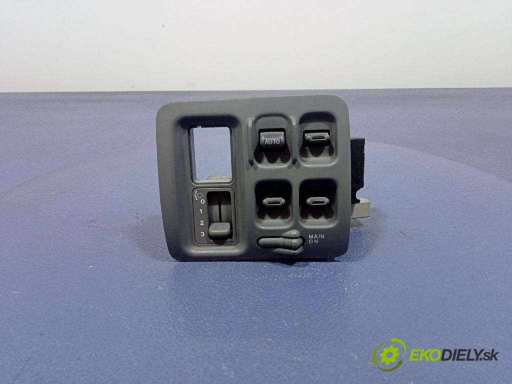 Honda Cr-v 2000 prepínač Okná: M17432