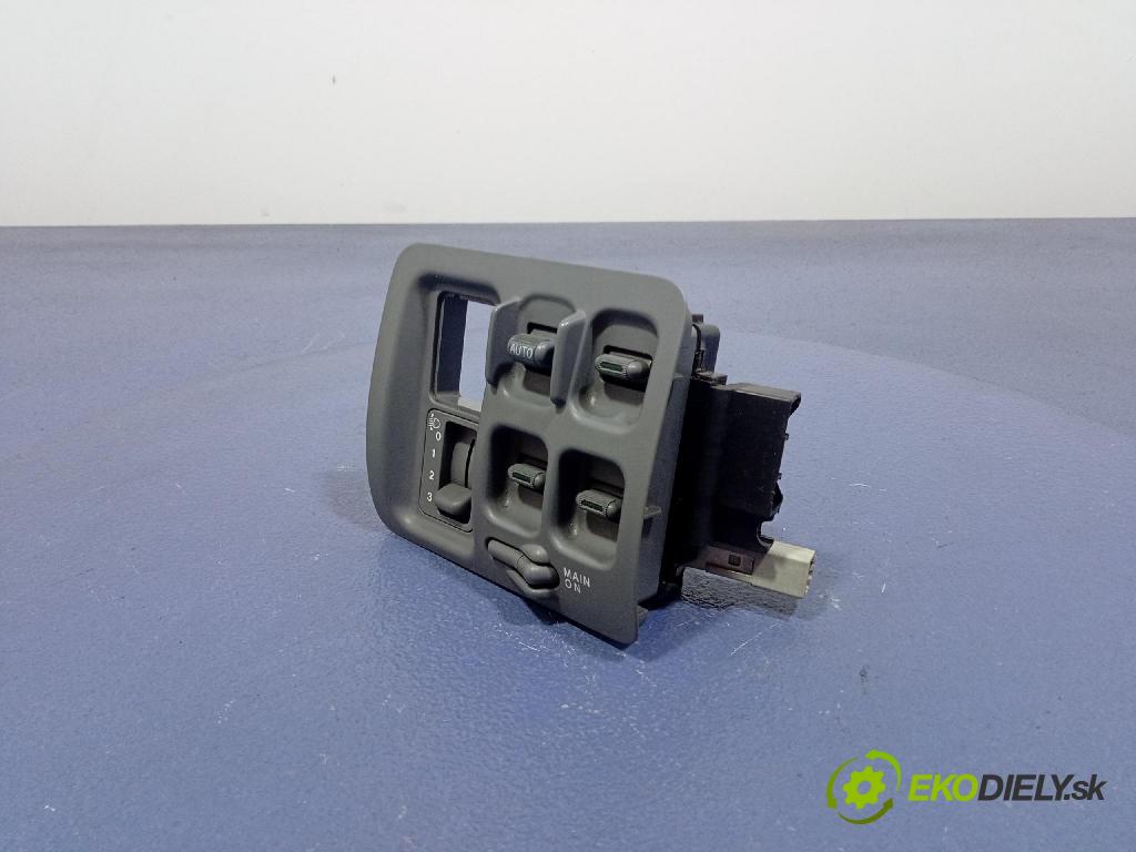 Honda Cr-v 2000 prepínač Okná: M17432