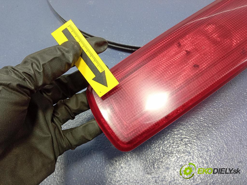 Opel Vivaro 2015 Svetlo: Stop: 265904849R