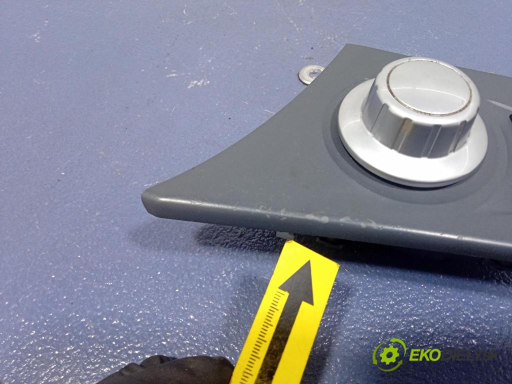 Bmw Seria 1 2006 Přepínač Radio Navigace 6979363