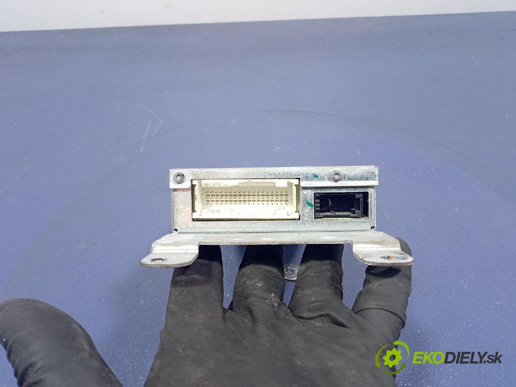 Bmw Seria 1 2006 riadiaca jednotka Bluetooth: / Telefón: 9123290