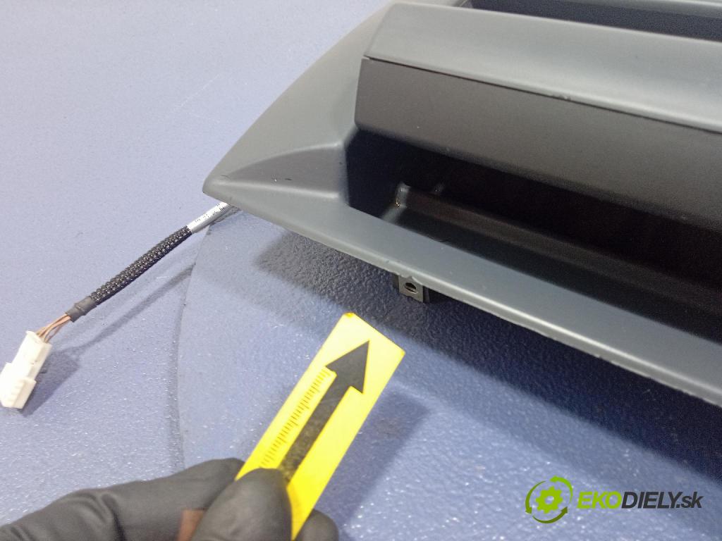 Bmw Seria 1 2006 Zobrazit: Rádio: / GPS A2C53041772