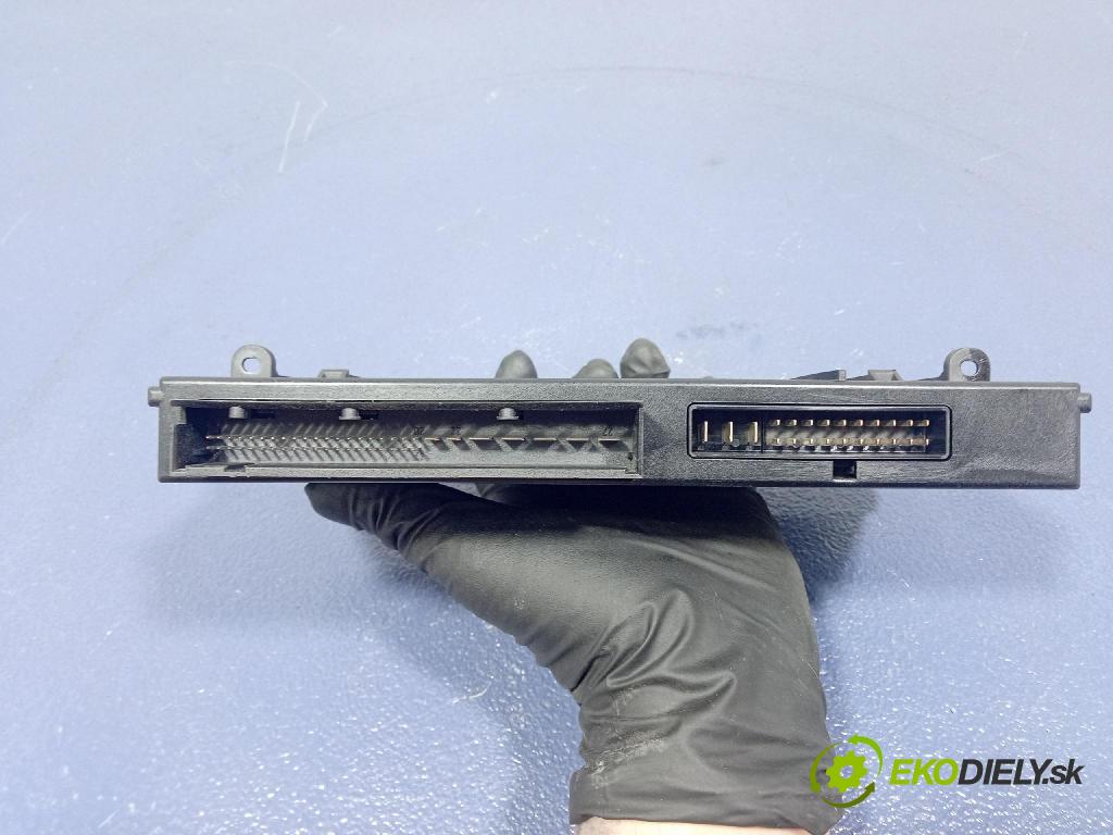 Bmw Seria 1 2006 riadiaca jednotka Komfortu 9119494