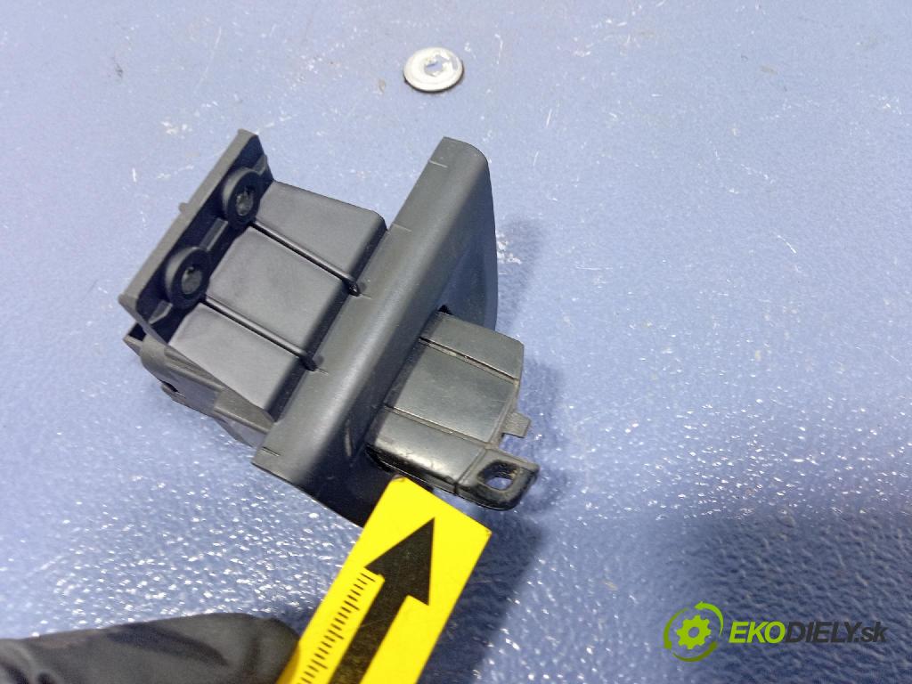 Bmw Seria 1 2006 řídící jednotka Motor: 7801710