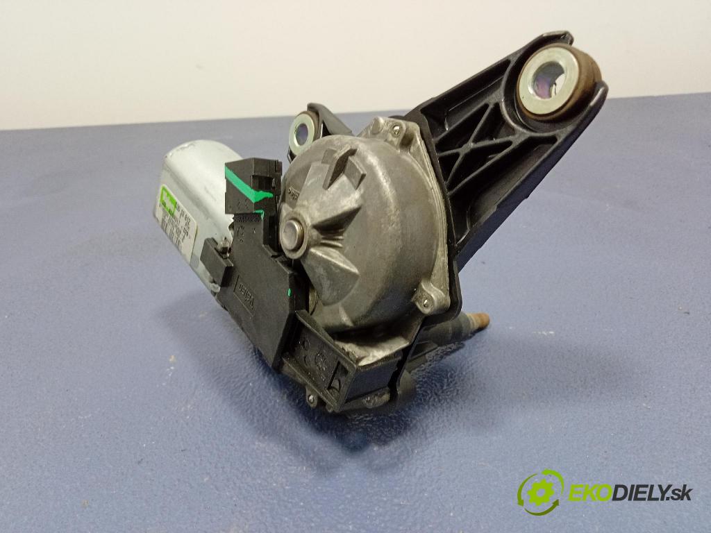 Opel Vivaro 2015 motor: Stierače: zad 53018812