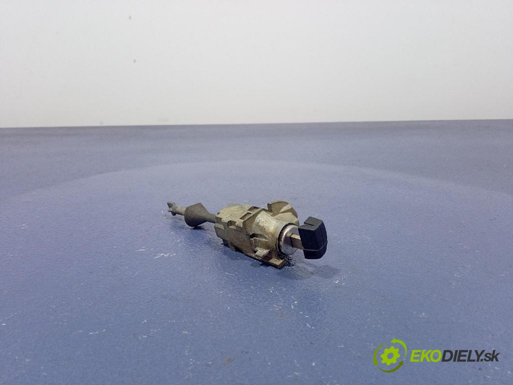 Bmw Seria 1 2006 zámok dvere Predné Vľavo: