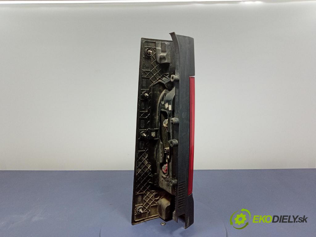 Opel Vivaro 2015 svetlo / reflektor zad Prava: Vonkajsia: 265A19592R