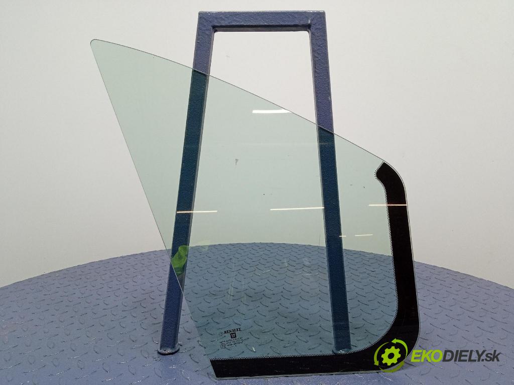 Opel Vivaro 2015 sklo dvere Predné Prava: