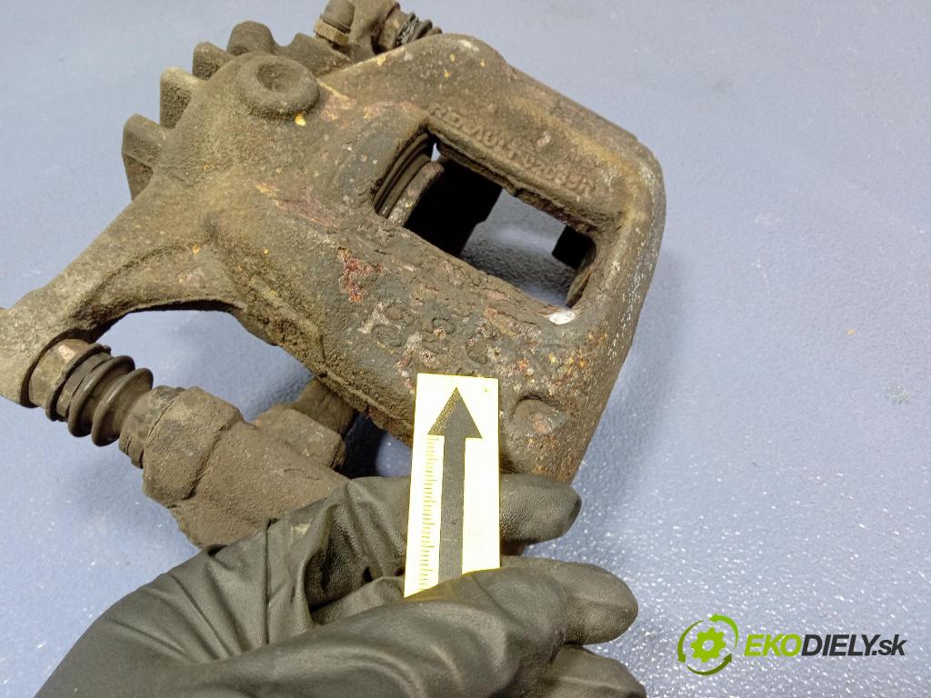 Opel Vivaro 2015 brzdič brzdový před Levý: 02085R