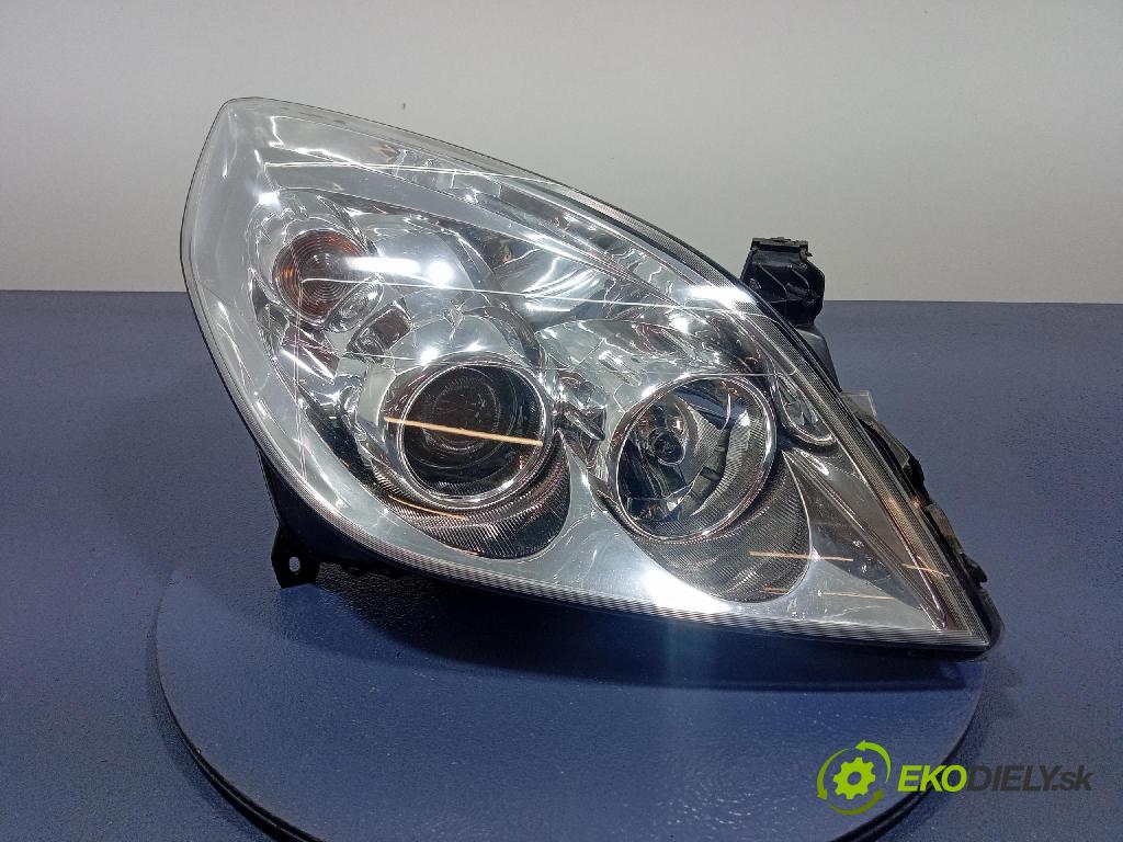 Opel Vectra 2007 Reflektor: v pravo: 442-1148R