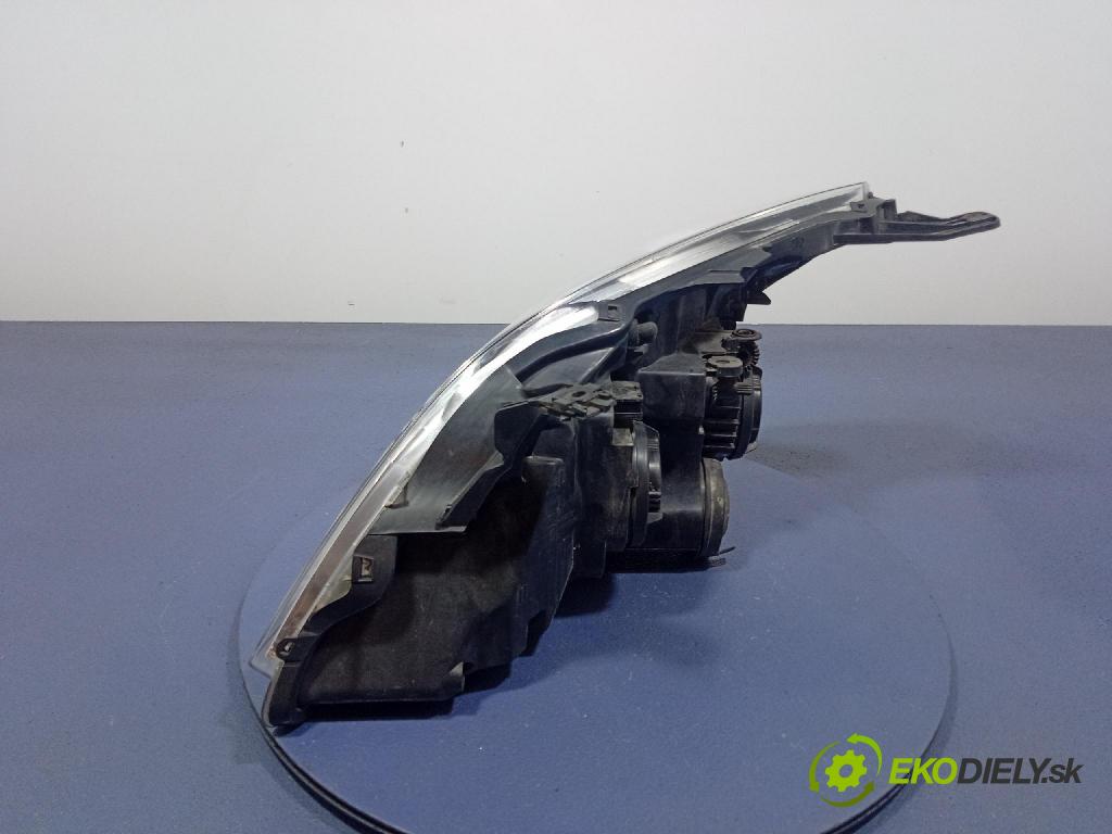 Opel Vectra 2007 Reflektor: v pravo: 442-1148R