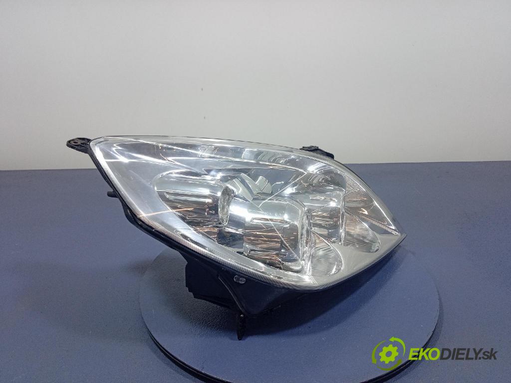 Opel Vectra 2007 Reflektor: v pravo: 442-1148R