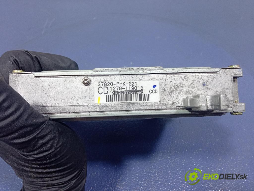 Honda Cr-v 2000 řídící jednotka Motor: 37820-PHK-G21