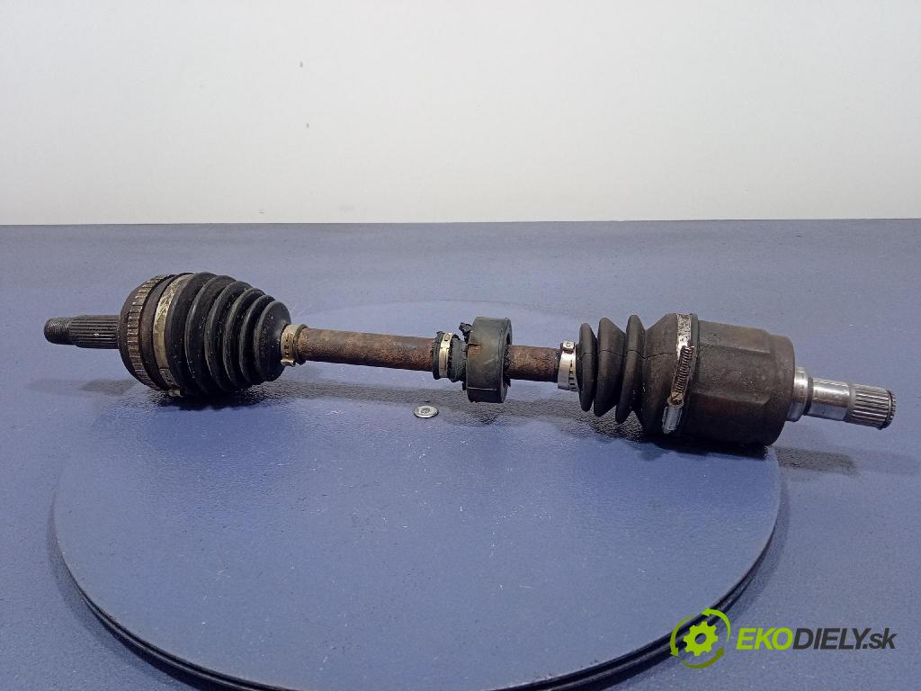 Honda Cr-v 2000 poloos Prava: Predné