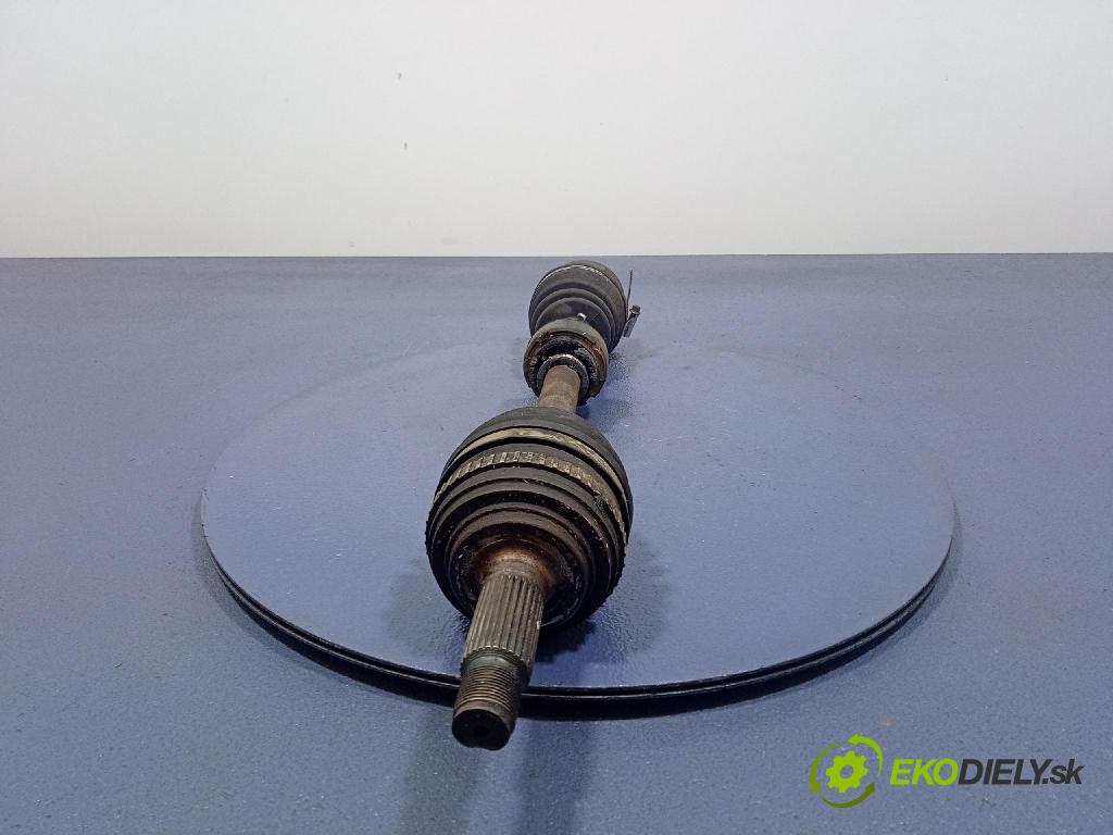 Honda Cr-v 2000 poloos Prava: Predné