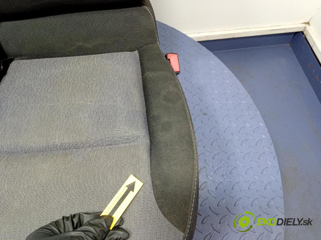 Opel Vivaro 2015 Sedadlo spolujezdce