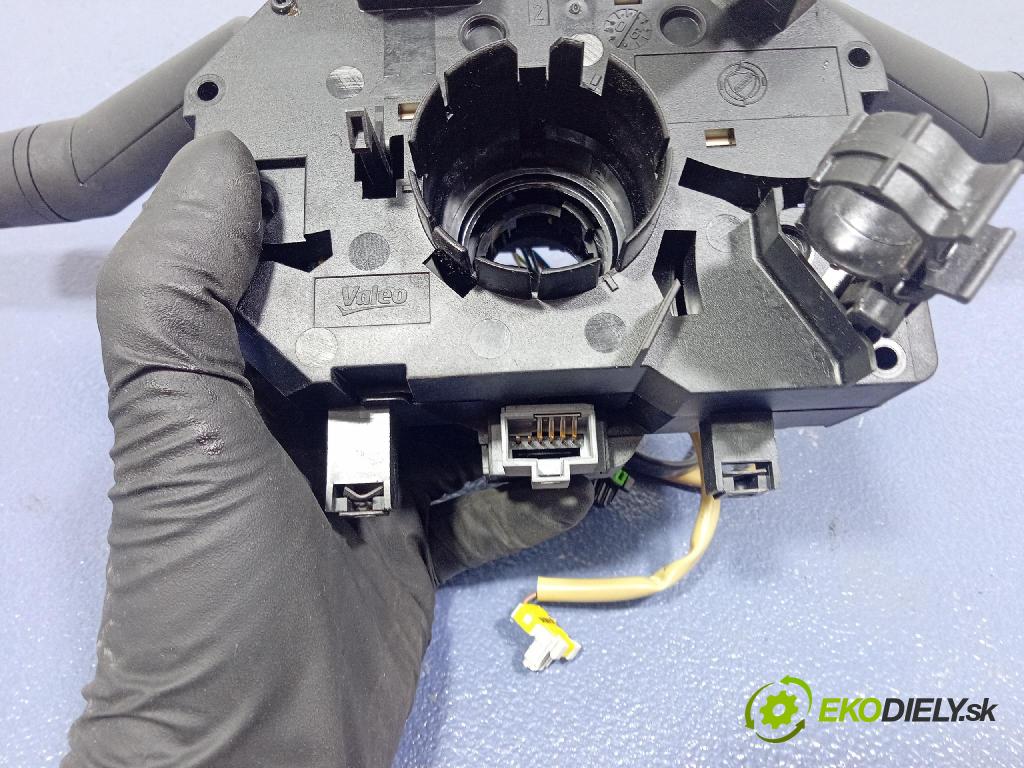 Fiat Punto van 2009 prepínač Komplex: 7354719350