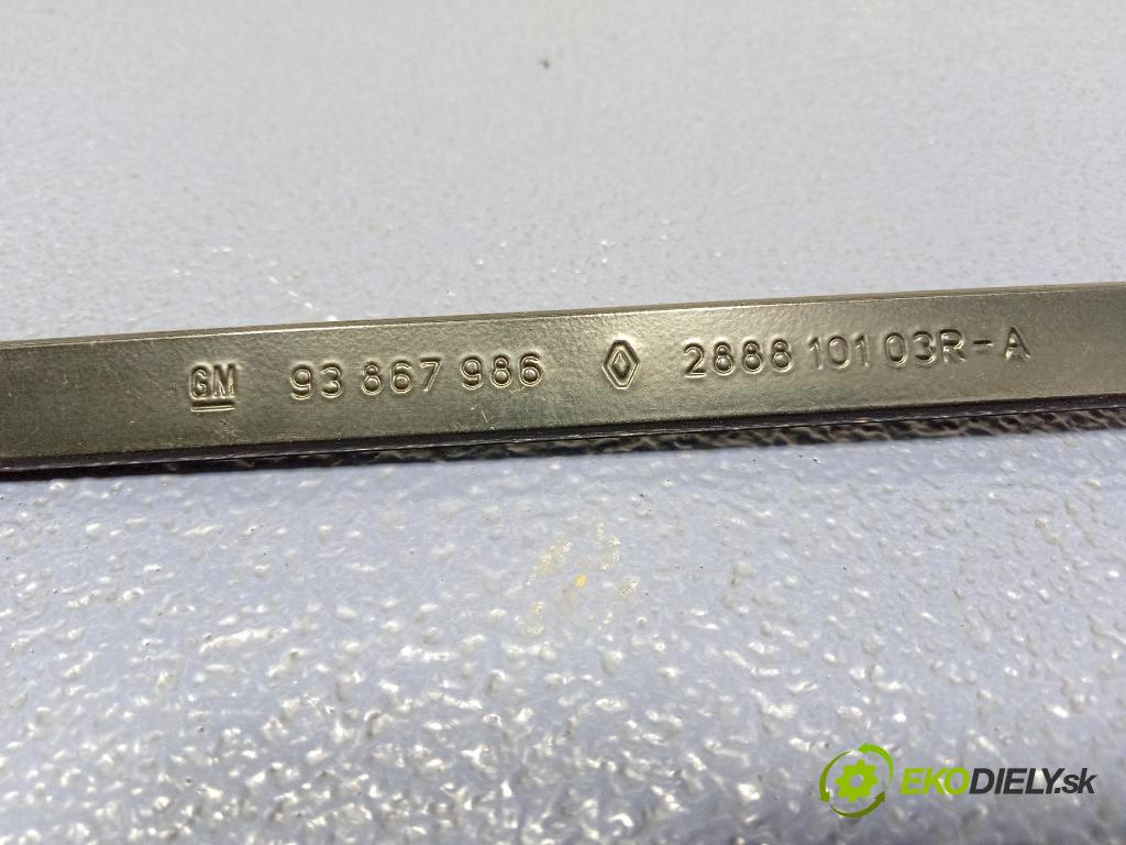 Opel Vivaro 2015 Paže: Stěrače: před 97036203