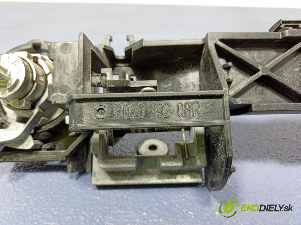 Opel Vivaro 2015 rukoväť Predné ľavá 806079208R