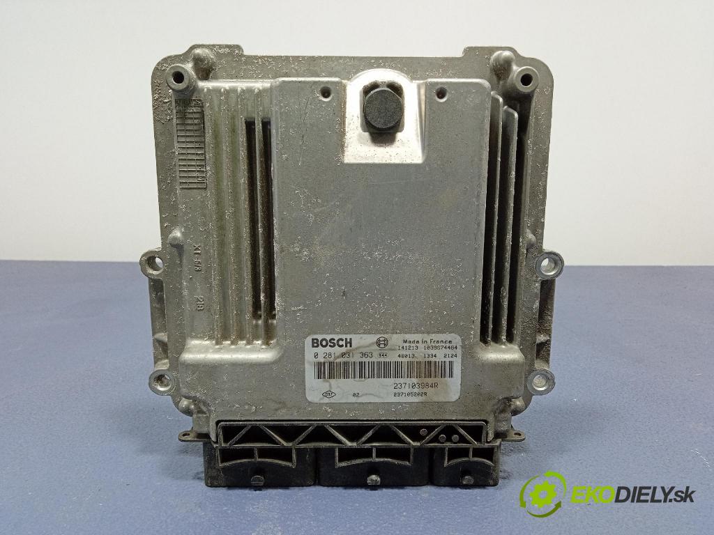 Opel Vivaro 2015 riadiaca jednotka Motor: 237103984R