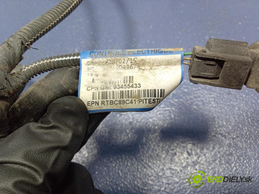 Opel Vivaro 2015 inštalácia Elektrický: 240152345R