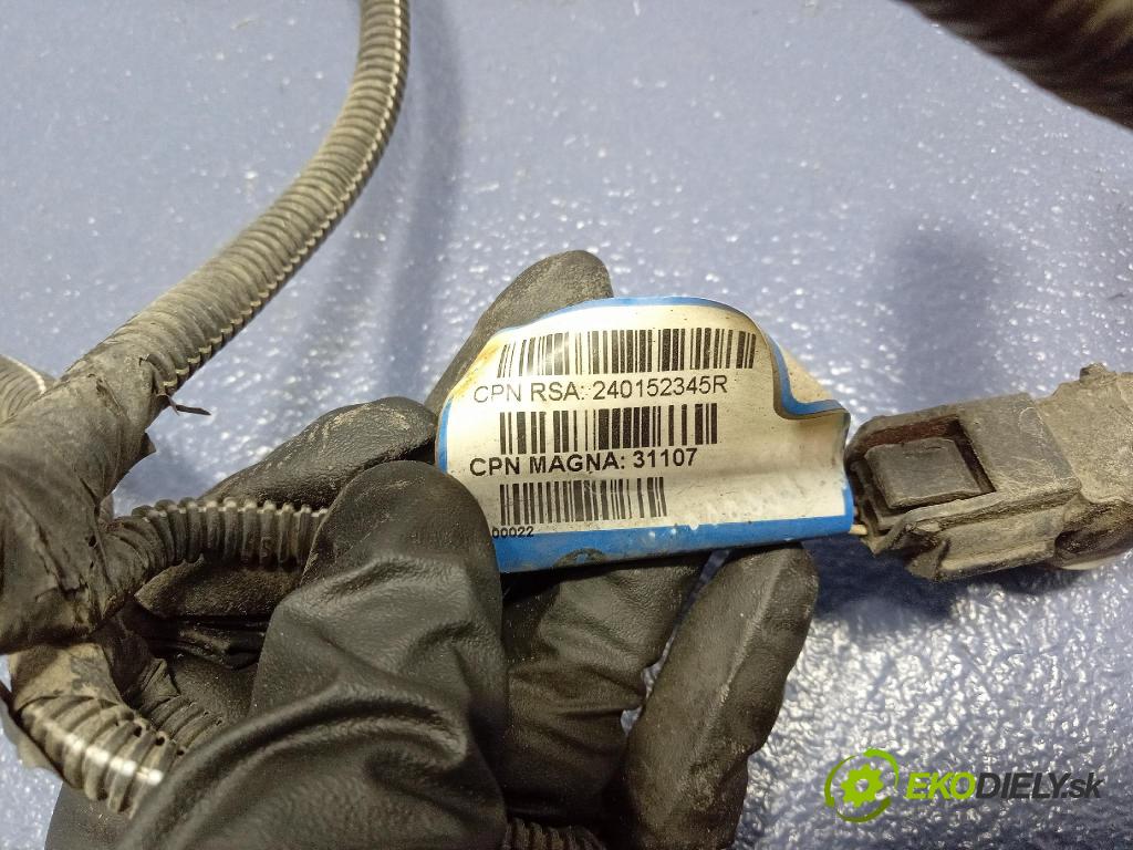 Opel Vivaro 2015 instalace Elektrický: 240152345R